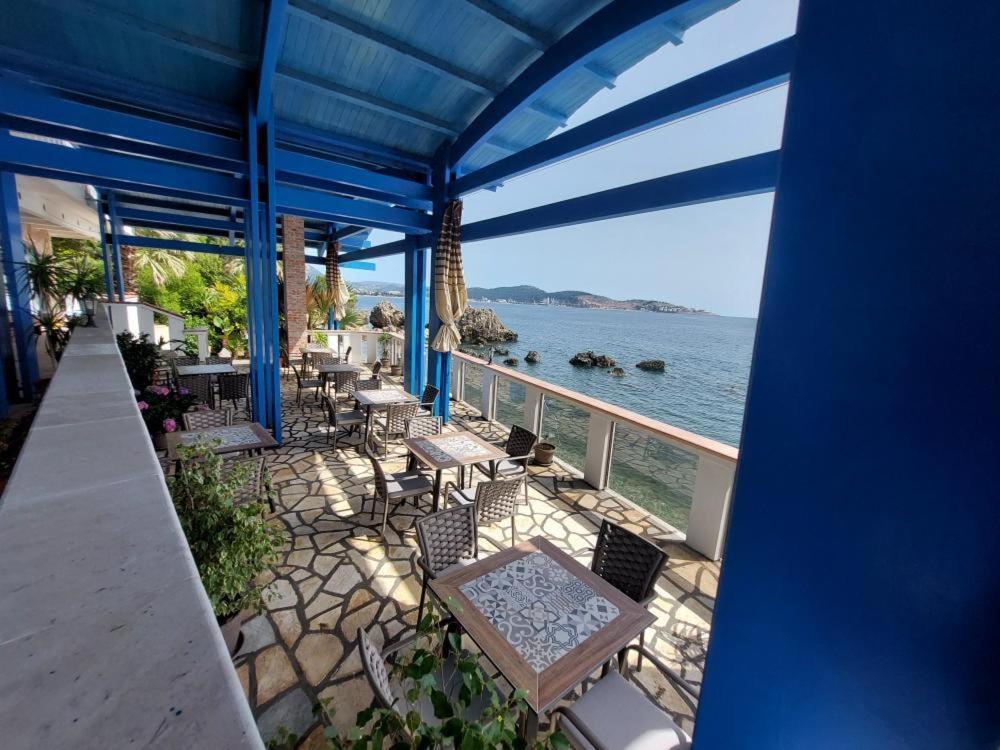 Sunset View Apartments Bar Exterior foto